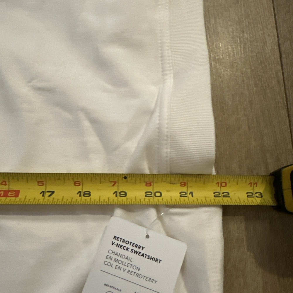 Athleta Women's Pullover V-Neck Cream Sport Vest Sweatshirt Large Retroterry NWT - Picture 5 of 10